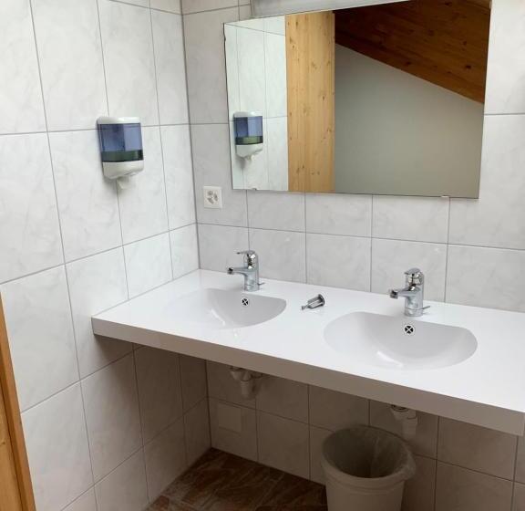 스탠다드 룸 공동 욕실, Hof Und Post