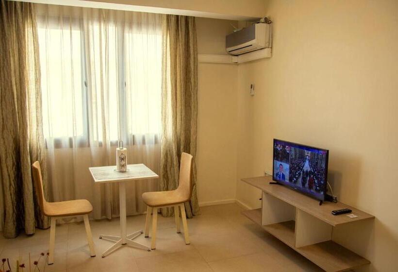 سوییت اجرایی, La Villette