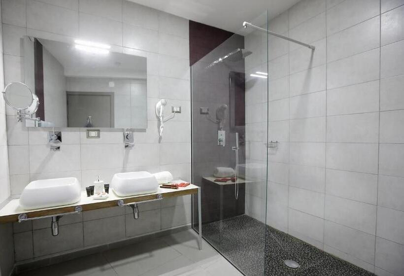 سوئیت سینیور, La Villette