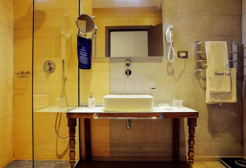 سوییت لوکس, La Villette