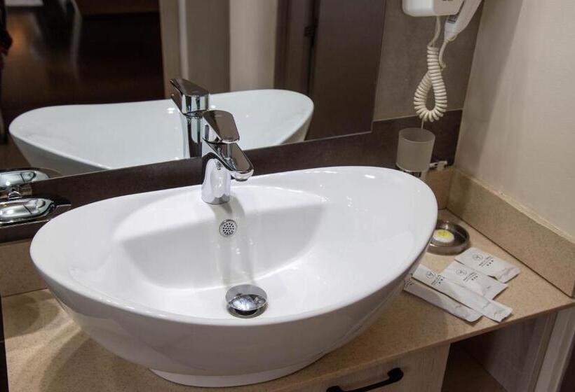 سوئیت با چشمانداز, La Villette