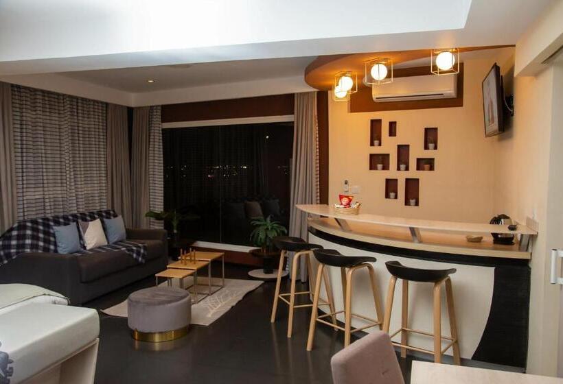 سوئیت با چشمانداز, La Villette