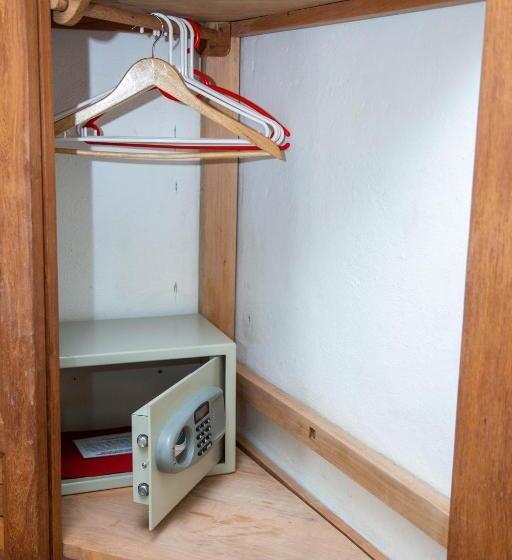 استودیو استاندارد با بالکن, La Villette