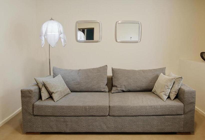 سوییت اجرایی, La Villette