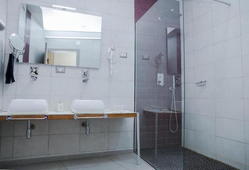 سوئیت سینیور, La Villette