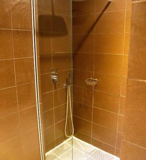 سوییت لوکس, La Villette