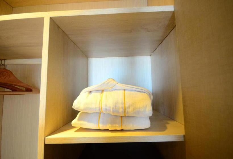 سوئیت با چشمانداز, La Villette