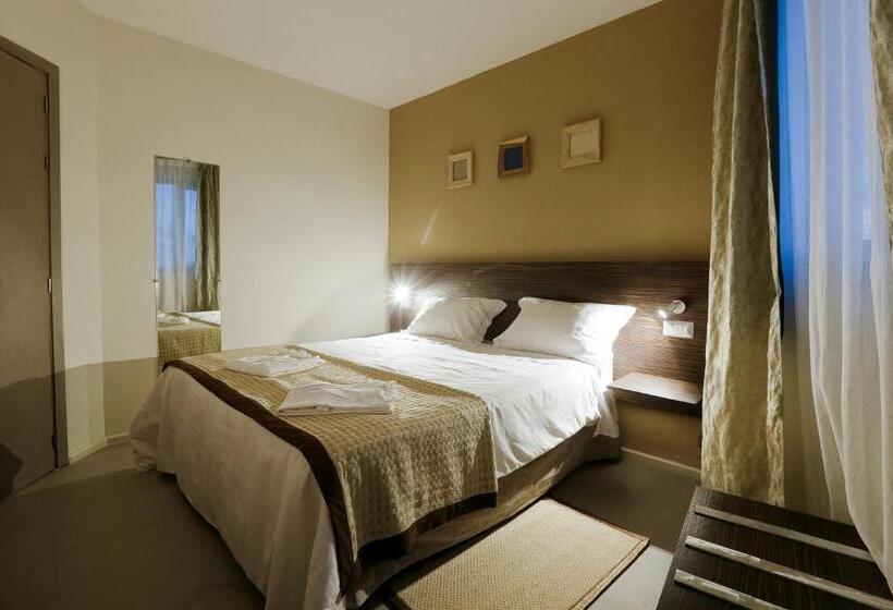 سوییت اجرایی, La Villette