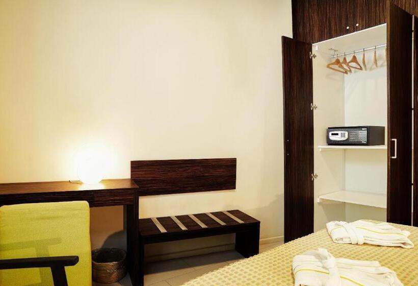 سوییت لوکس, La Villette