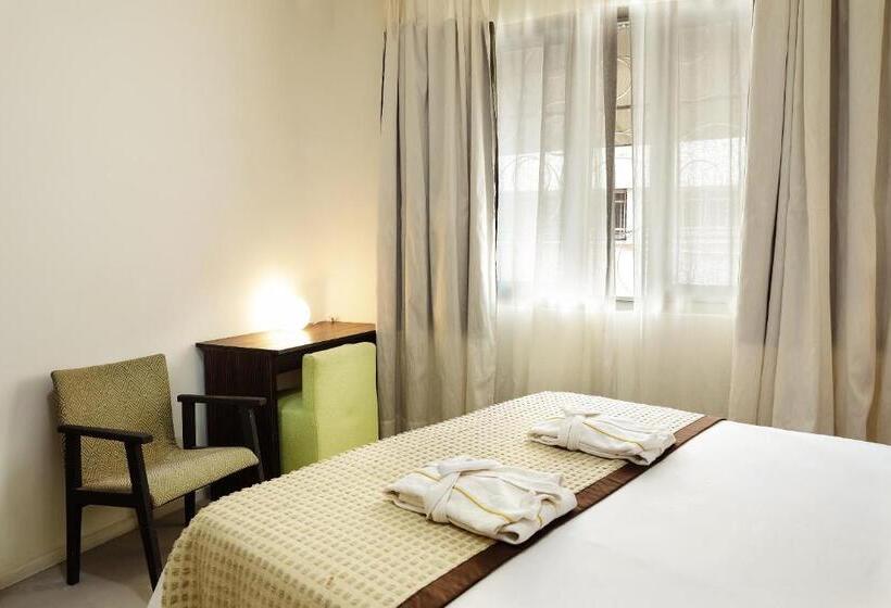 سوییت لوکس, La Villette