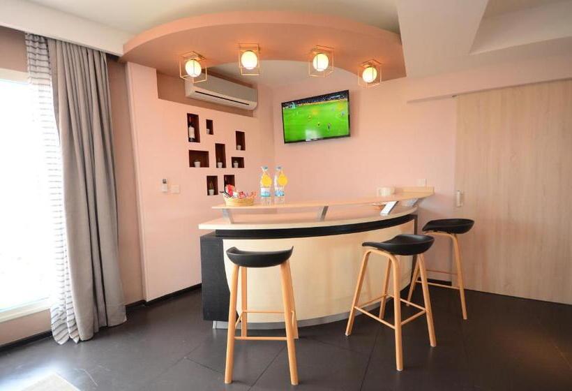 سوئیت با چشمانداز, La Villette