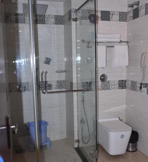 غرفة ديلوكس, Meadows