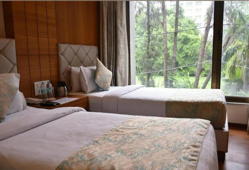 غرفة ديلوكس, Meadows