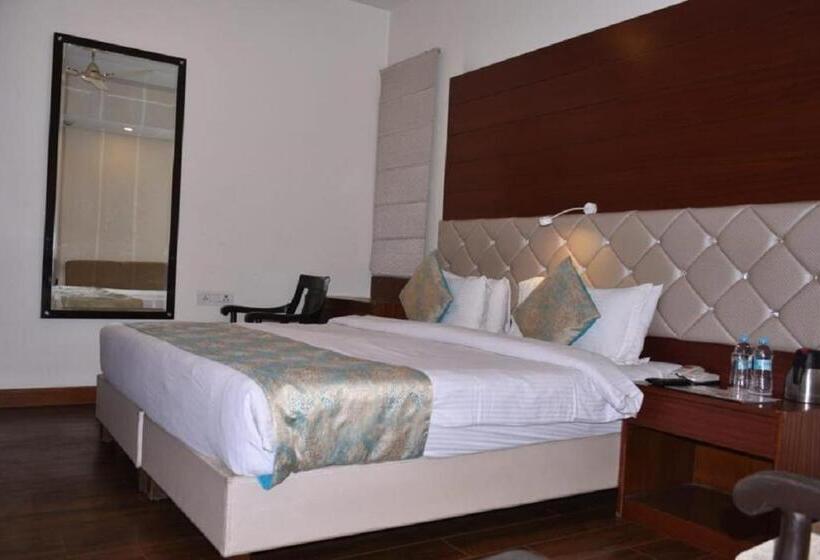 غرفة ديلوكس, Meadows