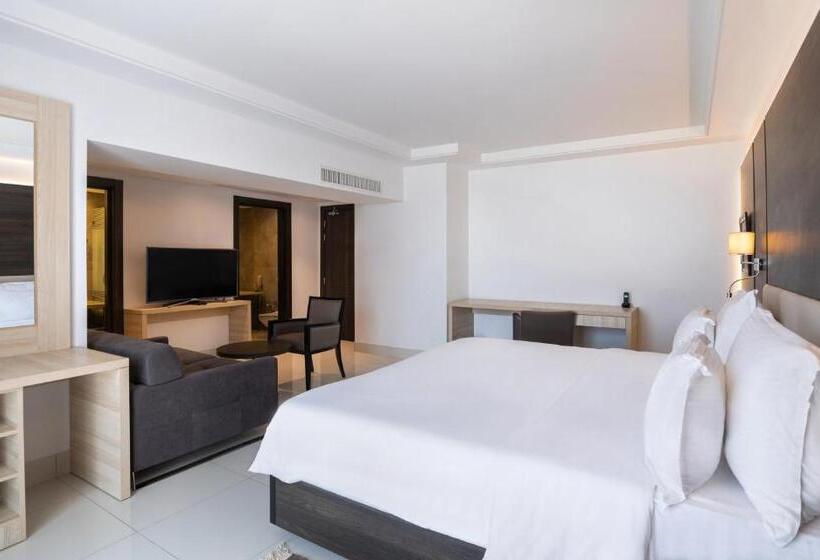 اتاق سوپریور با چشم‌انداز شهر, Radisson Hotel Sfax