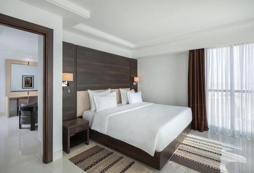 سوییت جونیور با چشمانداز شهر, Radisson Hotel Sfax