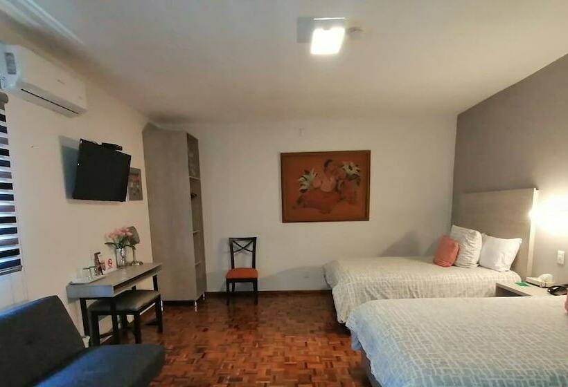 Standardzimmer 2 Doppelbetten, Casa Massima