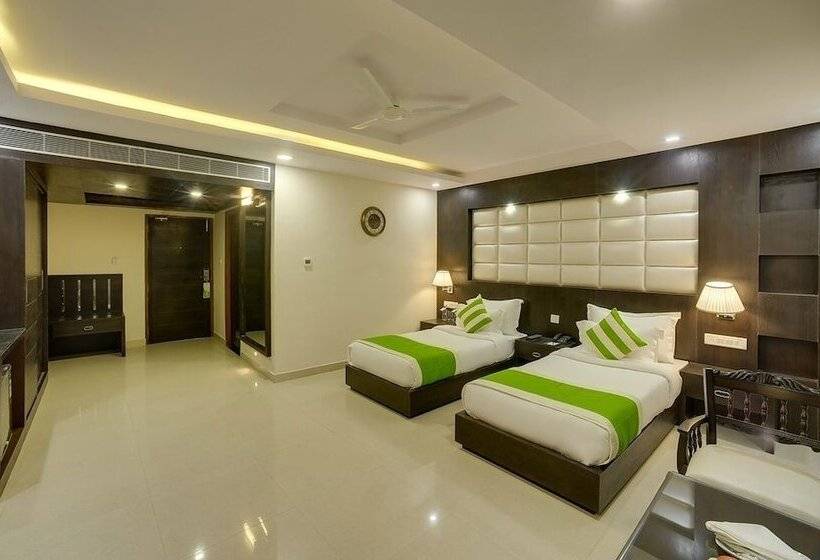 クラブルーム, Cygnett Park Di Arch