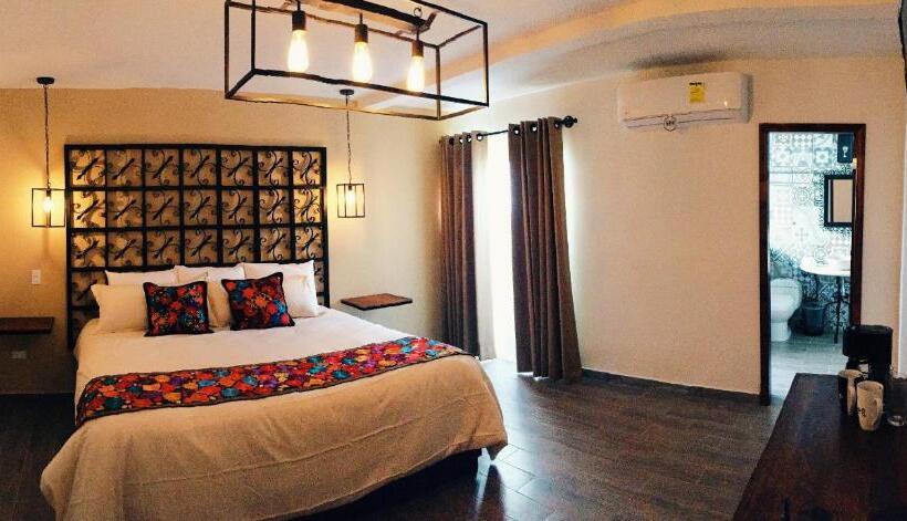 デラックスルーム, María De Nadie Hotel Boutique