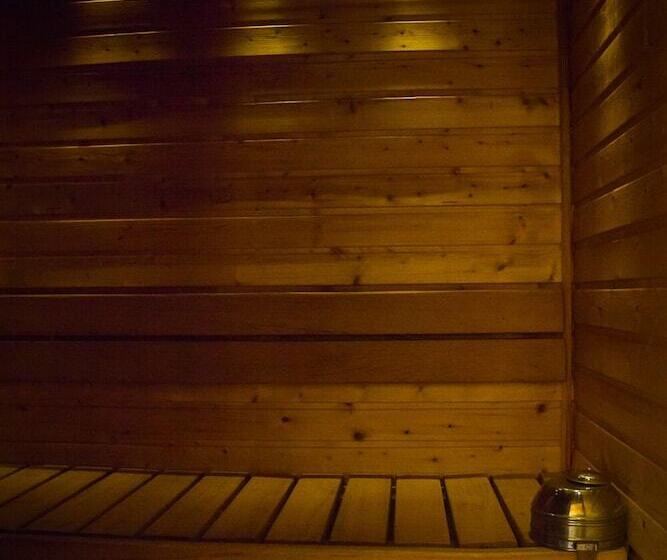 חדר משפחתי, Motelli Rovaniemi