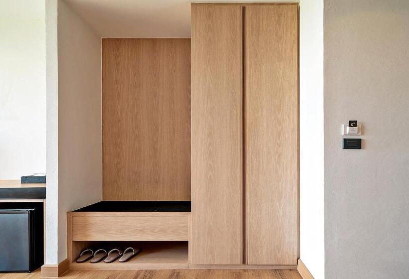 デラックスルーム, De Capoc Resort