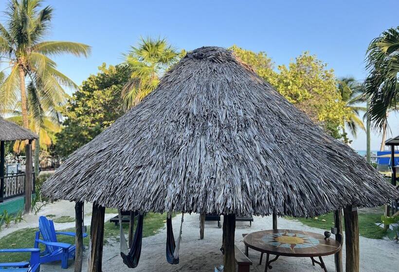 חדר משפחתי נוף לים, Del Rio