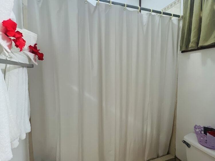 חדר משפחתי נוף לים, Del Rio