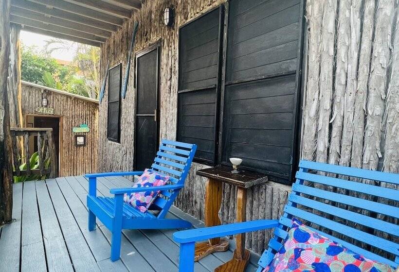 חדר משפחתי נוף לים, Del Rio