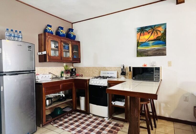 חדר משפחתי נוף לים, Del Rio