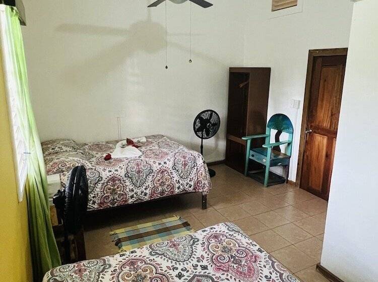 اتاق استاندارد با بالکن, Del Rio