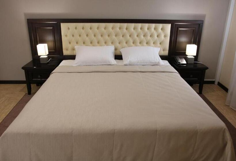 חדר סופריור, Hermes