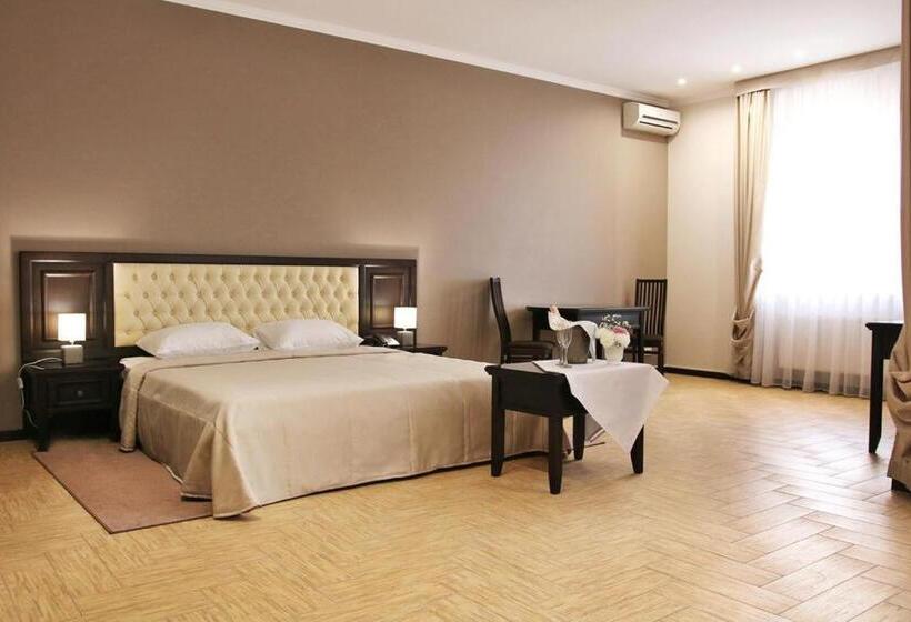 סוויטה, Hermes