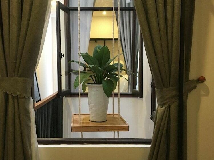 اتاق سوپریور, Kha Hostel