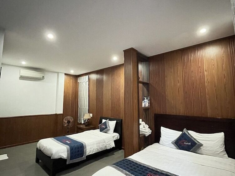 اتاق لوکس سه تخته, Kha Hostel