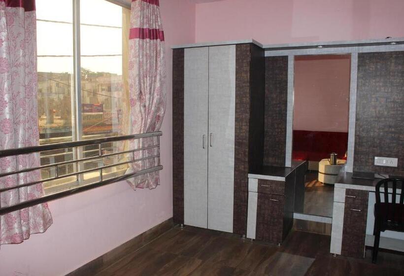 デラックススイート, Kwality Inn