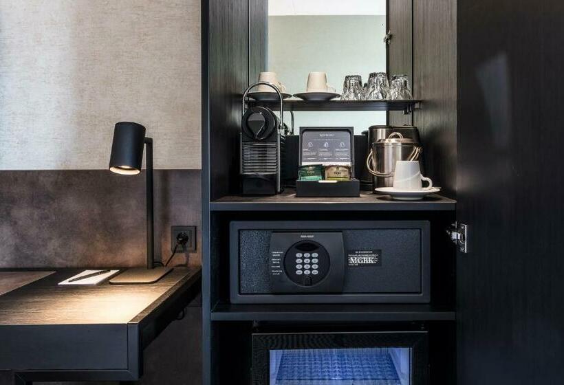 غرفة سوبيريور ذات إطلالة, Monet Garden Hotel Amsterdam