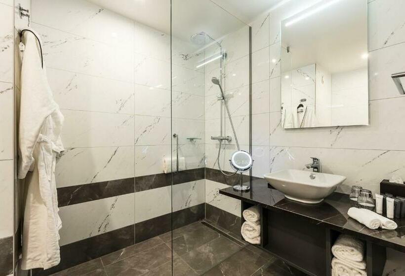 غرفة سوبيريور ذات إطلالة, Monet Garden Hotel Amsterdam