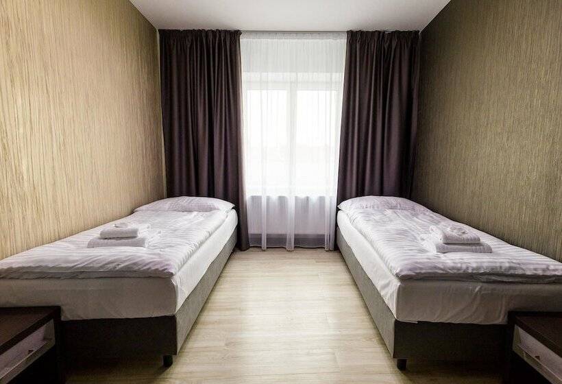 スタンダードルーム, U Kostela