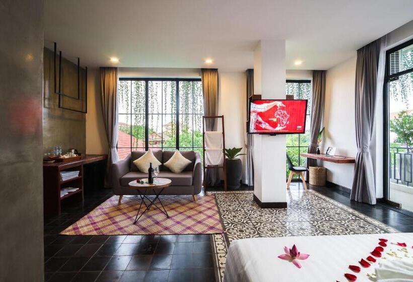 سوئیت با بالکن, Vihara Angkor