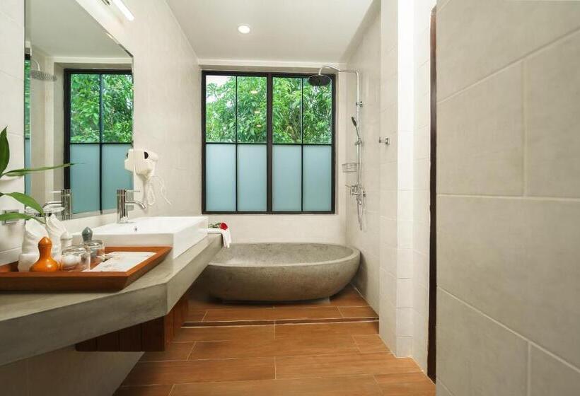 سوئیت با بالکن, Vihara Angkor