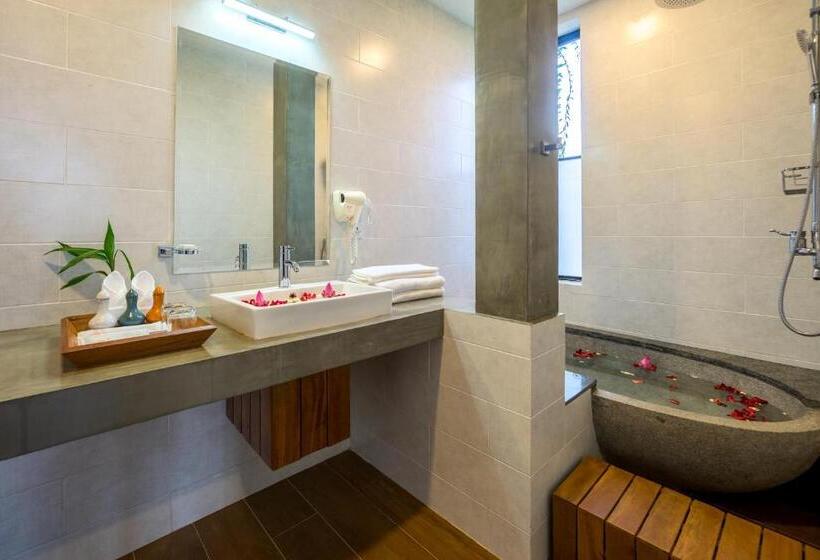 سوئیت با بالکن, Vihara Angkor