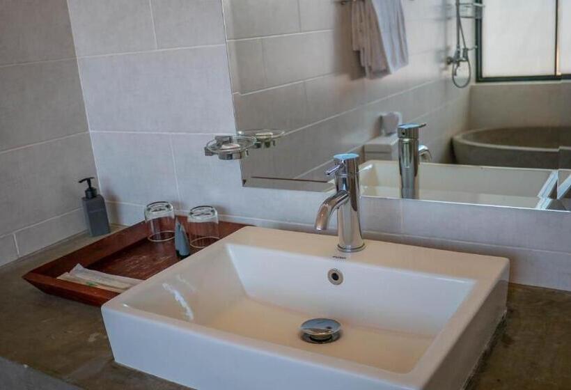 اتاق لوکس, Vihara Angkor