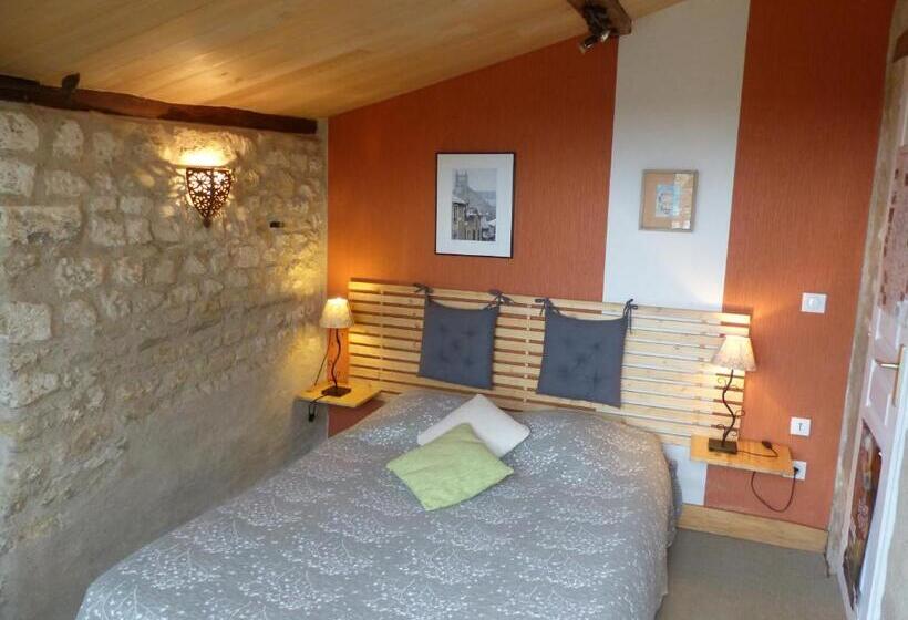 غرفة ديلوكس, La Maison Rouge