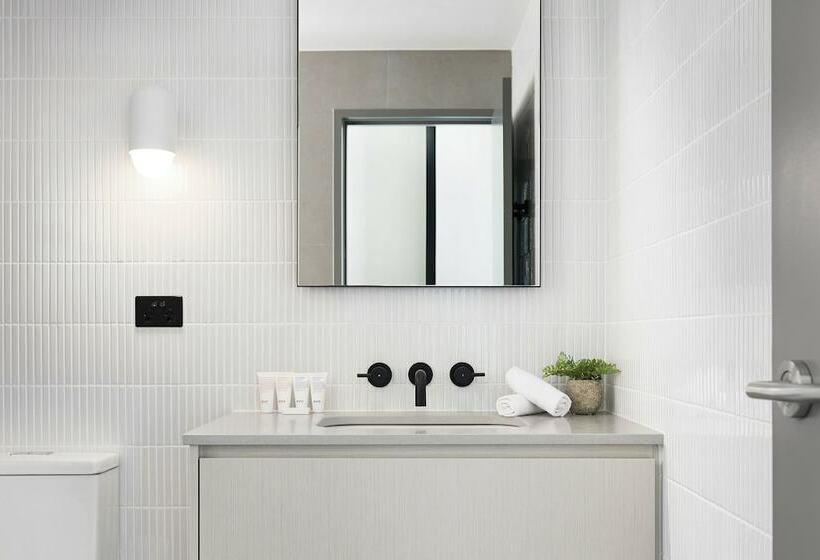 スタンダードスタジオ, Art Series   The Chen