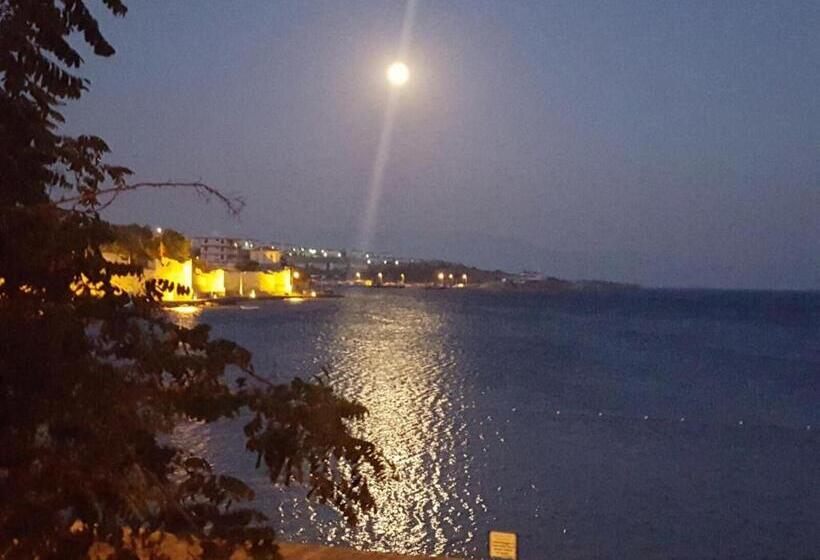 חדר דלוקס לשלושה עם נו לים, Ayshe