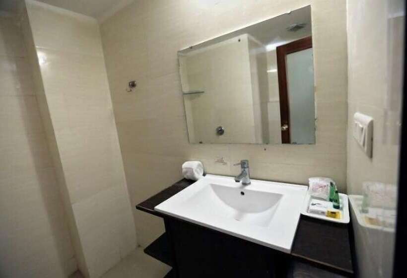 Pokój Deluxe, Eqbal Inn