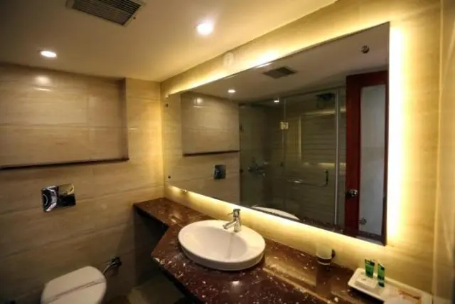 Chambre Deluxe, Eqbal Inn
