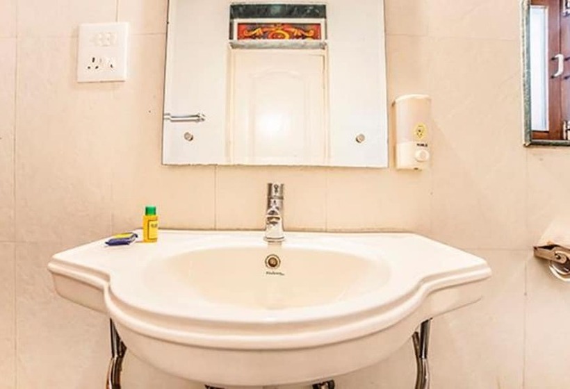 Номер Deluxe, Fabhotel East Field Homes   Nr Airport Road