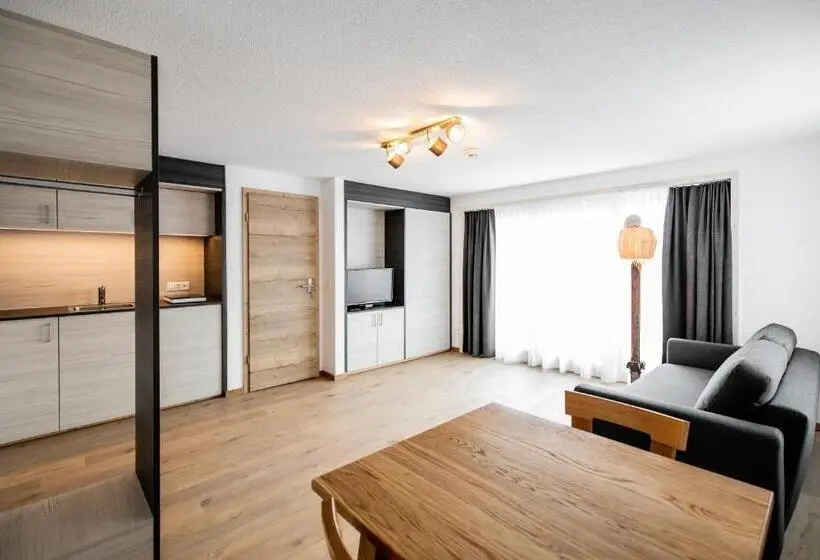 マウンテンビュースイート, Roggenstock Lodge
