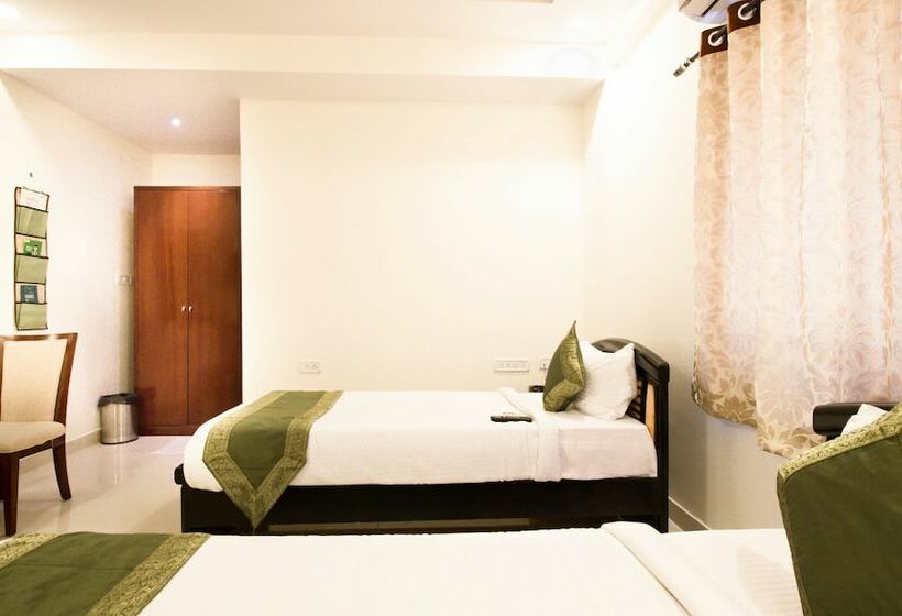 Habitación Deluxe, Treebo Midtown